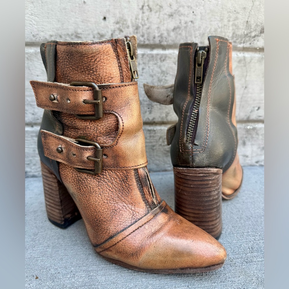 Freebird Joey Ankle Boots in Bronze Leather size 7. - Picture 3 of 5